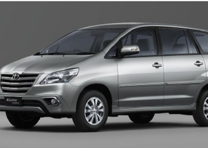 Innova Tak Tergoyahkan di Tengah Penurunan Pasar Mobil Bekas 2025