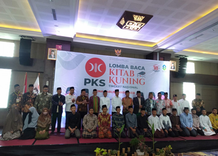 Ratusan Santri Ramaikan Lomba Baca Kitab Kuning