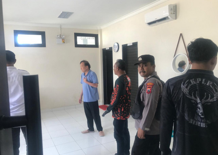 Lapas Nirbaya dan Polsek Nusakambangan Sapu Bersih Barang Terlarang dari Kamar Warga Binaan