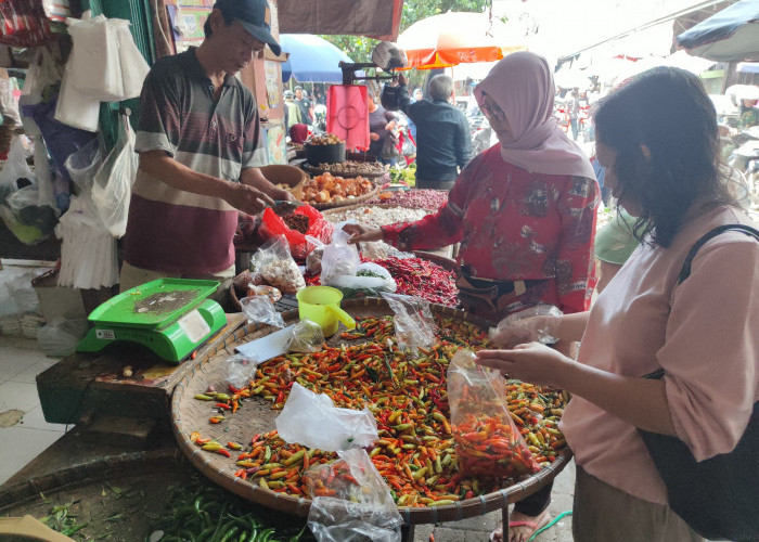 Cabai Rawit Merah Tembus Rp 100 Ribu 