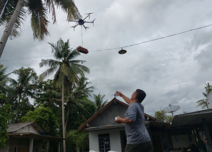 Warga Adimulyo Kebumen Buat Drone Custom untuk Mancing