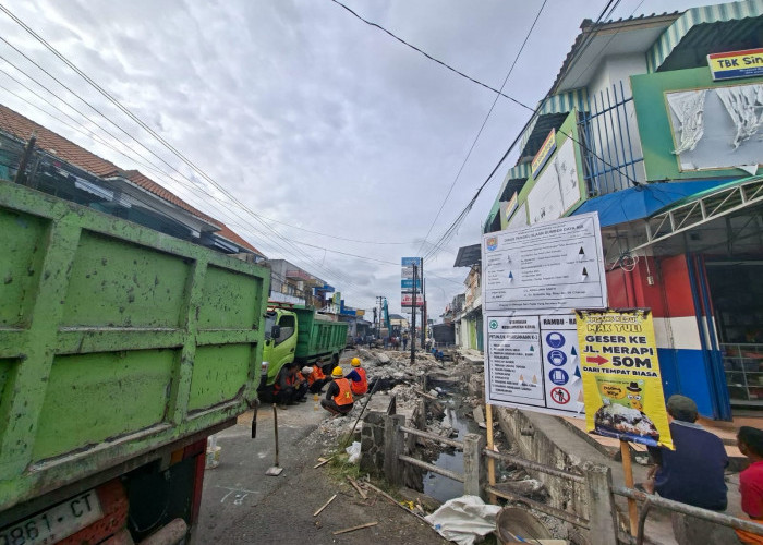Lalu Lintas di Jalan Tidar Cilacap Terhambat, karena Ada Proyek Drainase