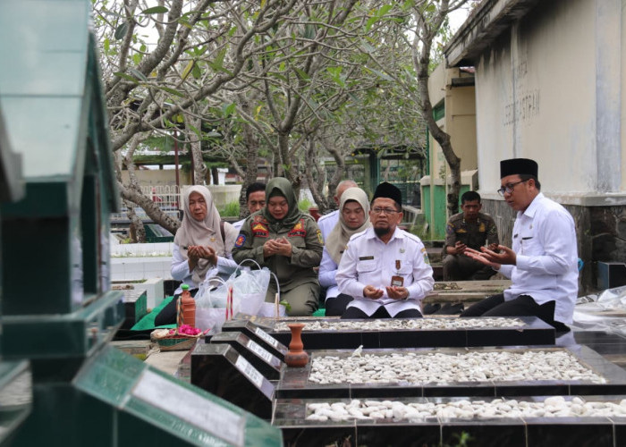 Jelang Hari Jadi ke-455 Pemkab Banjarnegara Hormati Pemimpin Terdahulu, Anjangsana Menyebar ke Jateng dan DIY