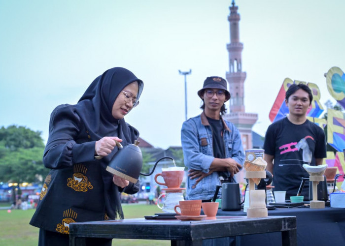 Alun-alun Banjarnegara Dipenuhi Aroma Kopi, Festival Kopi Dieng 2026 Resmi Dimulai