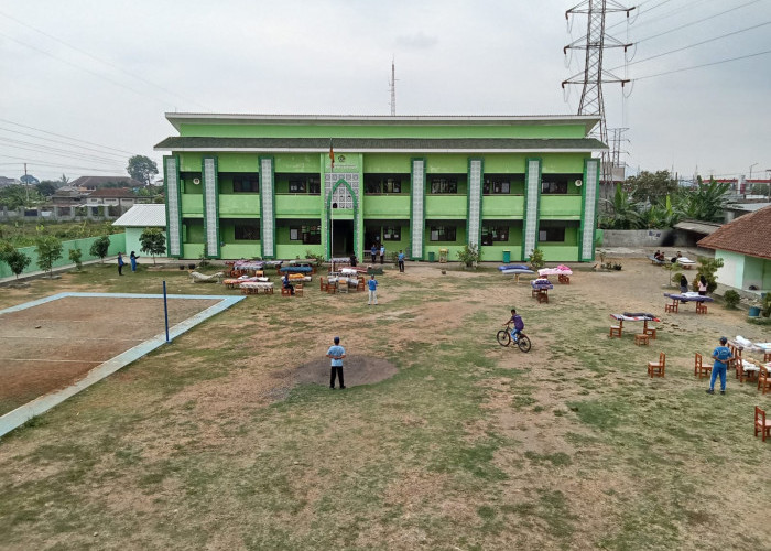 MTsN 1 Banyumas Batasi Penggunaan HP Murid, Ponsel Disimpan di Loker, Guru Dilarang Memakai Saat Mengajar