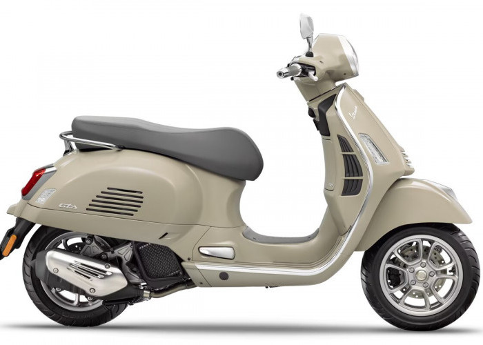 Vespa GTS, Skuter Legendaris Italia yang Masih Jadi Idola