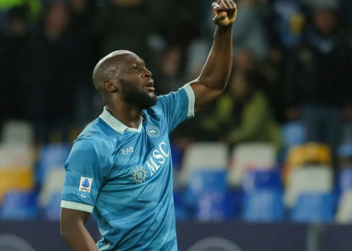 Romelu Lukaku Cedera, Napoli Cari Pengganti Sebelum Lawan Jay Idzes Cs di Serie A