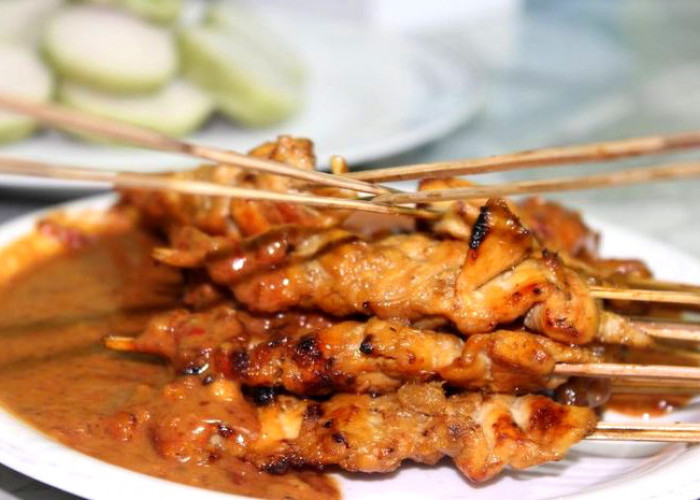 Destinasi Kuliner Sate Martawi Paling Enak di Cilacap