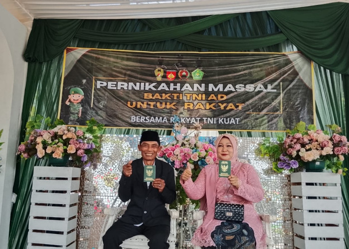 12 Pasangan Resmi Menikah di Alun-Alun Banyumas, Bakti TNI AD Hadirkan Momen Bahagia bagi Pengantin