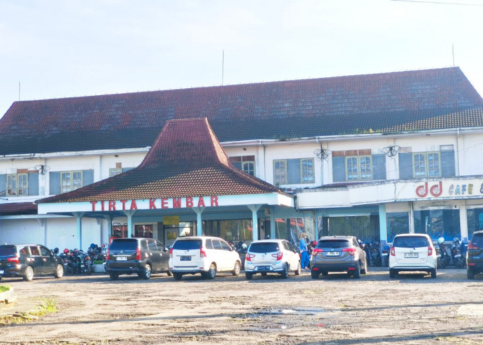 Atap Bocor Dikeluhkan Pengunjung, Perbaikan Tirta Kembar Purwokerto Tunggu Anggaran