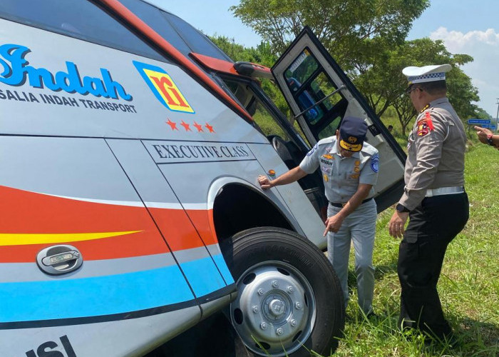  Bus Rosalia Indah Kecelakaan di Km 370 A Tol Batang–Semarang, Seluruh Korban Dapat Santunan