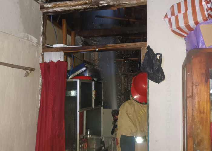 Lupa Matikan Tungku Pawon, Dapur Rumah Warga di Sidareja Cilacap Terbakar
