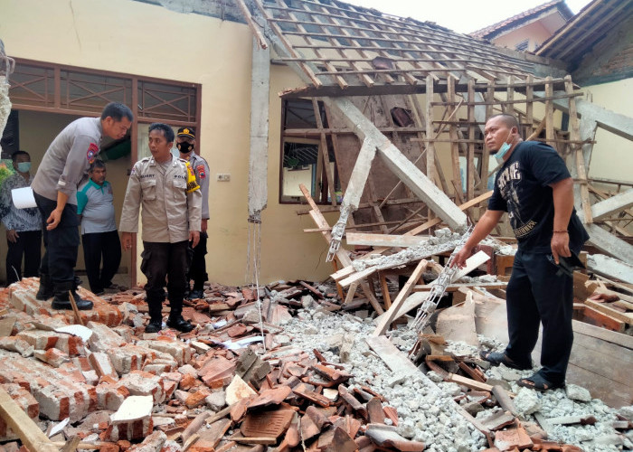  Penanganan Atap Sekolah Ambruk SMP PGRI 2 Ajibarang, Bakal Menyesuaikan Anggaran
