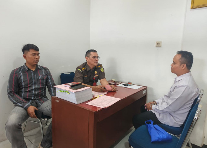 Gelapkan Silpa APBDes dan Pajak, Kaur Keuangan Desa Campakoah Ditahan di Rutan Kelas II B Purbalingga