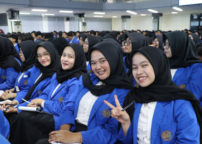 UMP Menyelenggarakan Pembekalan KKN 1.452 Mahasiswa untuk Diterjunkan ke Berbagai Lokasi KKN