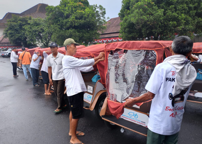 100 Becak Listrik Resmi Dibagikan, Bantuan Diminta Tidak Dijual