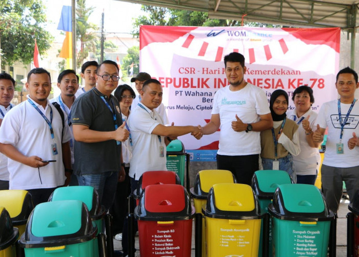 Peduli Lingkungan WOM Finance Salurkan Bantuan Tempat Sampah di 10 Titik