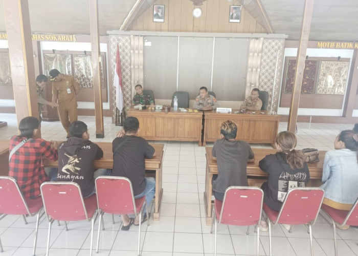 Operasi Pekat Sokaraja, Delapan Pengamen Dibina, Miras dan Uang Diamankan