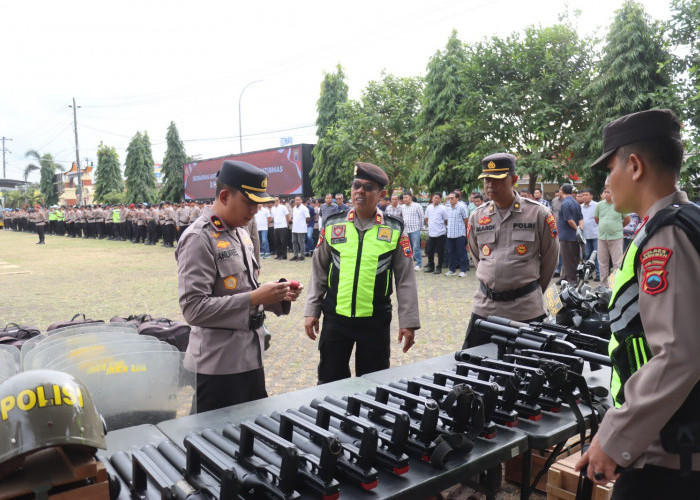 Hadapi Gangguan Kamtibmas, Polres Kebumen Periksa Peralatan Taktis