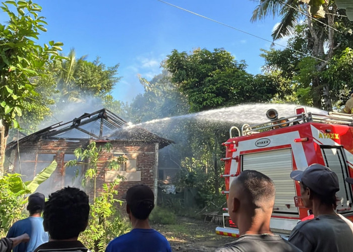 Rumah Terbakar Usai Terdengar Ledakan di Kemranjen Banyumas, Kerugian Rp22 Juta, Anak Korban Jalani Pengobatan