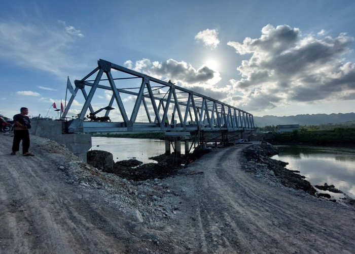 Pembangunan Jembatan Desa Wetonkulon  Ditarget Selesai Tahun Ini