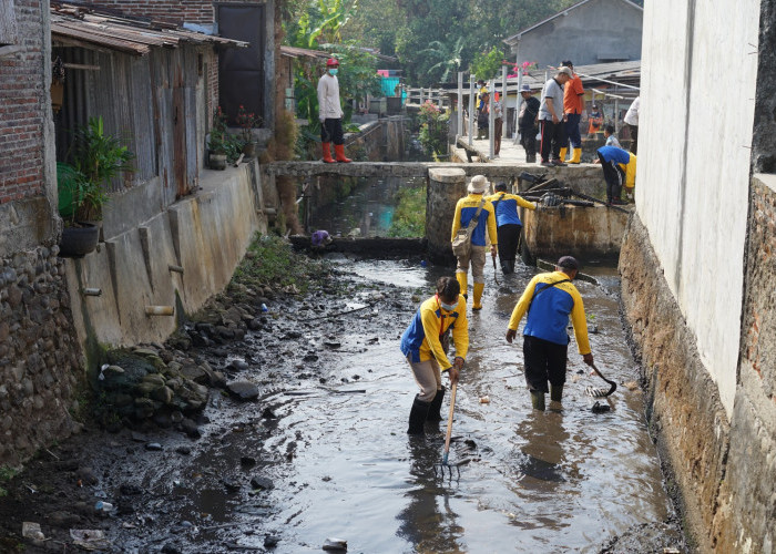 Sungai Kramean Purbalingga Kotor dan Tercemar, 1,5 Ton Sampah Diangkut