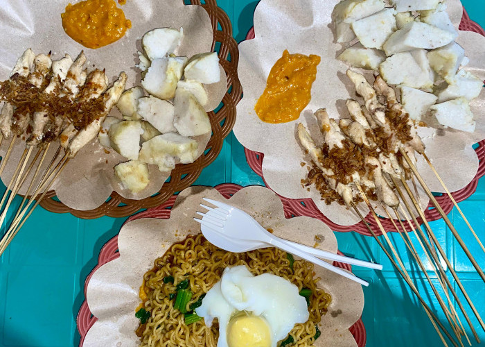 Kelezatan Sate Taichan Uziel Bikin Nagih, Harganya Ramah di Kantong