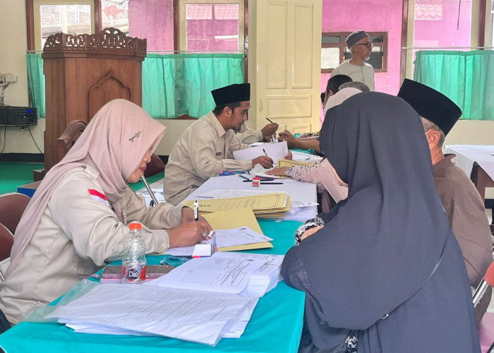 904 Calon Jemaah Haji Banjarnegara Jalani Verifikasi Dokumen, Cek Data Sebelum Buat Paspor