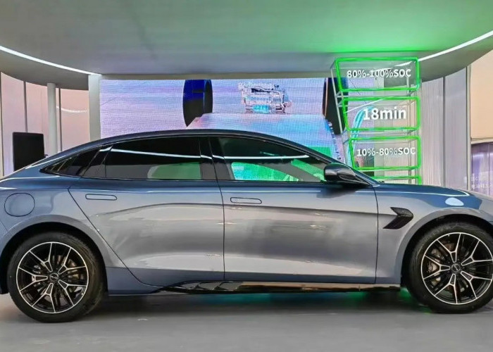 BYD Seal 2025: Sedan Listrik Futuristik dengan Performa dan Teknologi yang Mengagumkan