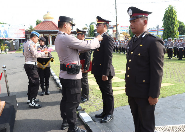 87 Personel Polres Kebumen Terima Penghargaan Presiden RI