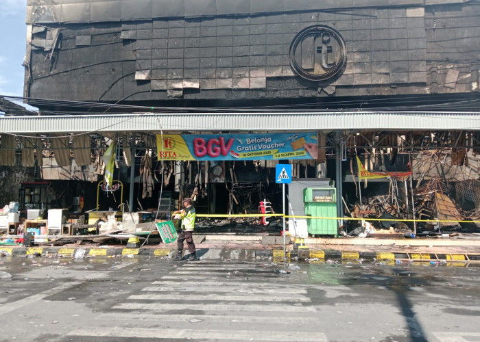 Dugaan Awal, Api Kebakaran Rita Pasaraya Cilacap Berasal dari Ruang Pendingin dan Genset