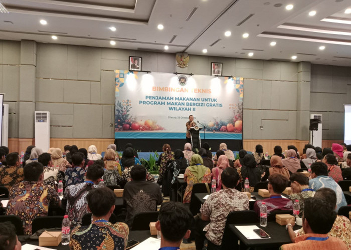 Jaga Keamanan Pangan, Ribuan Dapur Makan Bergizi Gratis Dapat Pembekalan di Cilacap