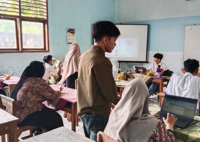 Dosen dan Mahasiswa Amikom Latih Animasi Edukatif Murid SMK Budi Utomo Sokaraja