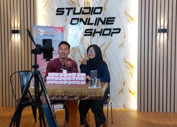 Keterbatasan Keterampilan Jadi Kendala Pedagang Pasar Manfaatkan Studio Live di Tumenggungan Kebumen 