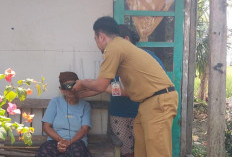 Tak Perlu Datang ke Kantor, Disdukcapil Datangi Warga Rentan di Kalikudi untuk Rekam KTP-el