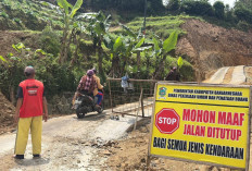 Berbahaya Tapi Terpaksa, Warga Gunakan Jalur Darurat Ratamba Banjarnegara