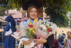 Dari Kampung Sri Rahayu Menuju Wisuda, Beasiswa PSDK UMP Wujudkan Mimpi Ajeng Kuliah