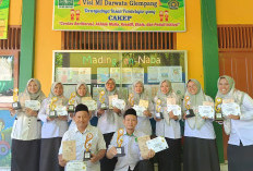 MI Darwata Glempang Maos Dapat Predikat Sekolah Aktif Literasi Nasional