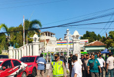 Puluhan Sopir Angkot Datangi DPRD Cilacap, Minta Odong-odong Ditertibkan