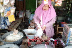 Harga Beras Naik Jadi Rp15 Ribu di Pasar Sumpiuh, Gabah Petani Capai Rp900 Ribu per Kuintal