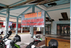 Aula Kelurahan Bantarsoka Rusak Parah, Dipasang Garis Bahaya dan Terancam Dibongkar