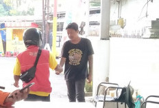 Jukir Resmi Tarik Retribusi Tanpa Rompi dan Karcis