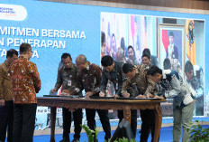 Terapkan Manajemen Talenta, Bupati Purbalingga Tanda Tangani Komitmen Bersama di Depan Gubernur