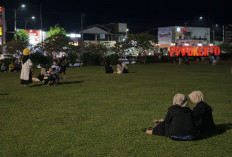 Rumput Alun-alun Purwokerto Boleh Diinjak Lagi