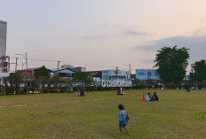 Rumput Alun-alun Purwokerto Dirawat Saat Kemarau, Warga Diminta Hindari Area yang Dipasang Safety Line