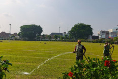 Alun-alun Purwokerto Disiapkan untuk Salat Id, DLH Mulai Rawat Area Rumput
