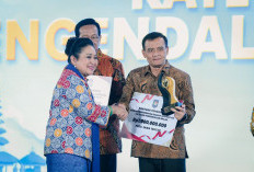 Ahmad Luthfi Antarkan Jawa Tengah Raih Penghargaan Pengendalian Inflasi dari Kemendagri