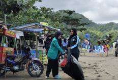 Kampanye Jaga Lingkungan Garfa Banyumas Bersih-bersih Pantai Jetis