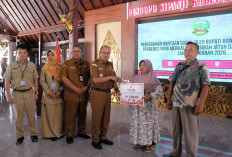 26 Penderes Terima Bansos Banyumas, Pemkab Siapkan Rp195 Juta untuk Korban Jatuh