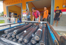 Perajin Jas Hujan Bojongsari Lebih Mudah Dapat Bahan Baku